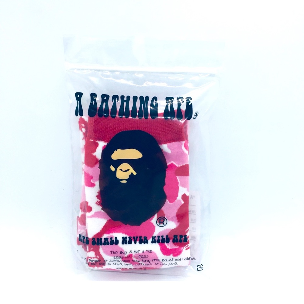 COPY - COPY - A BAPE APE UNISEX CAMO SOCKS (Red ). SIZE M